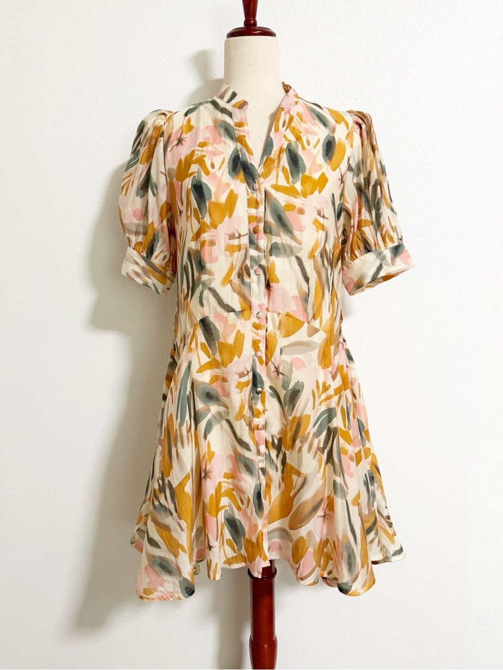NEW Entro Abstract Button Front Puff Sleeve Mini Dress